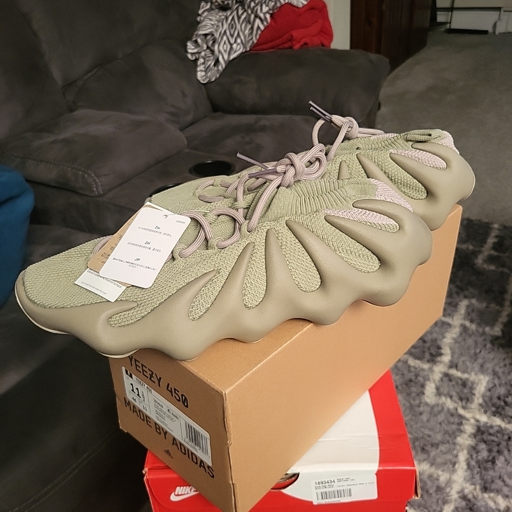 Yeezy 450